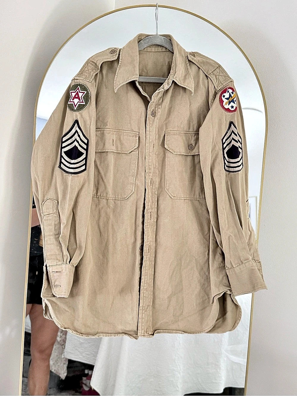 Vintage Circa 1943-1947  Sergeant Master Button Down